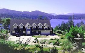 Moonlit Cove B&B
